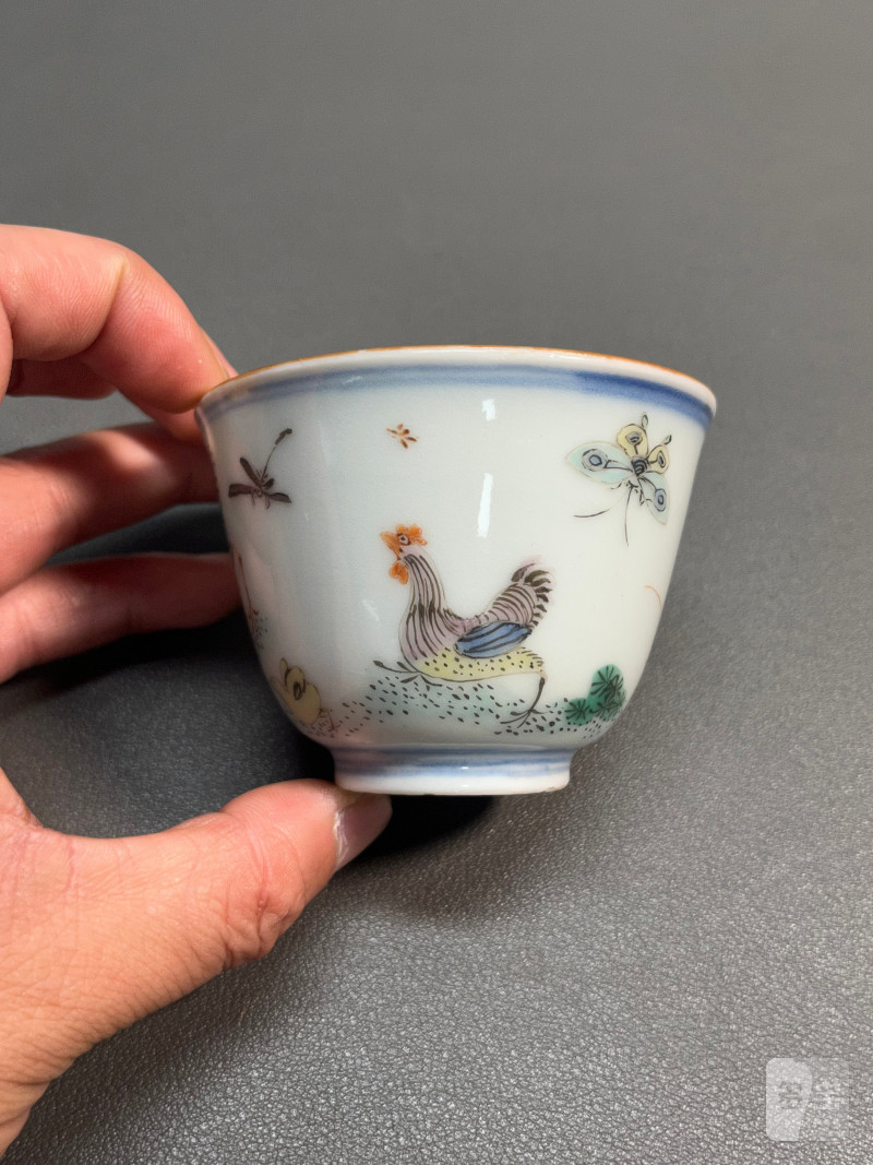 清康熙  五彩鸡趣图杯 - 图3